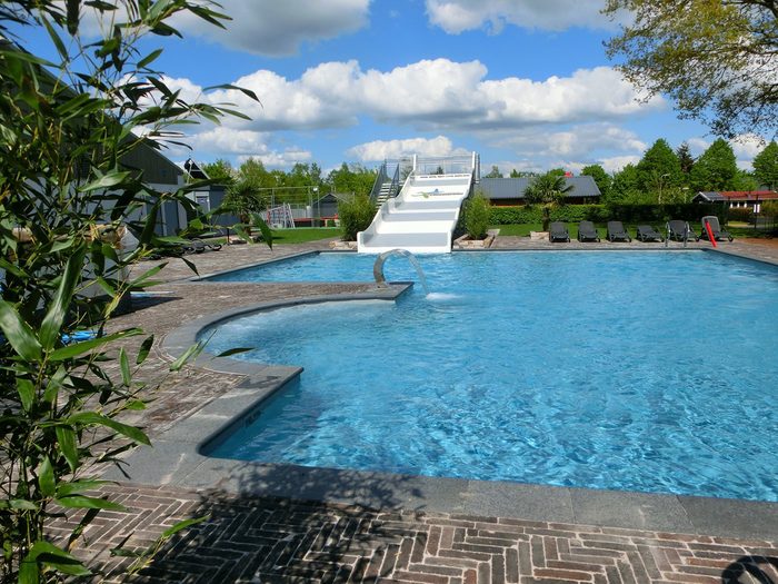 Buitenzwembad Vakantiepark Rheezerwold