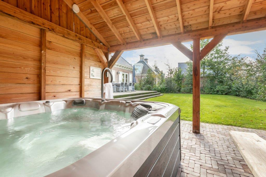 Villa met jacuzzi