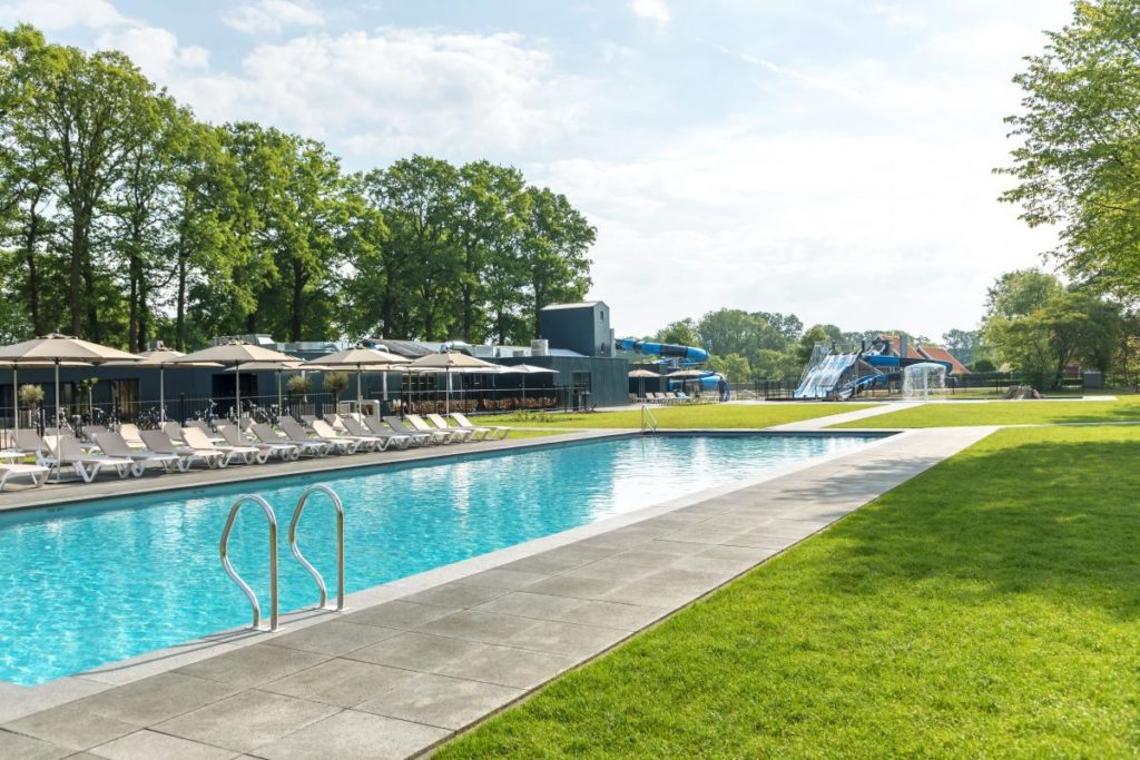 Zwembad Vakantiepark De Twee Bruggen