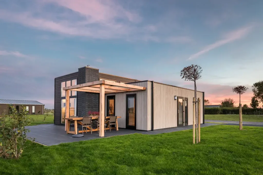 Summio Vakantiepark Zeedijk vrijstaand vakantiehuis met tuin en terras
