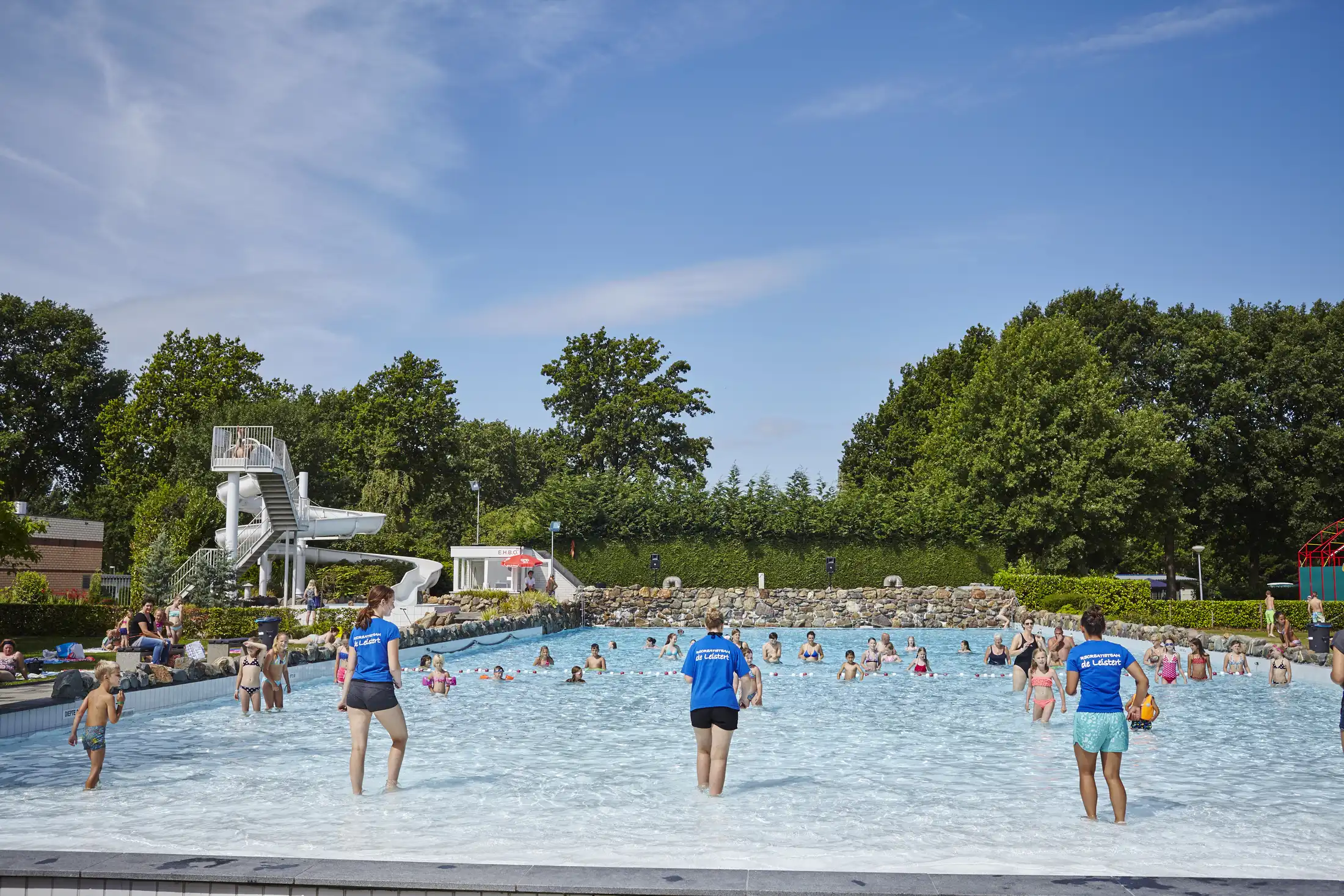 Buitenzwembad Recreatiepark De Leistert in Limburg